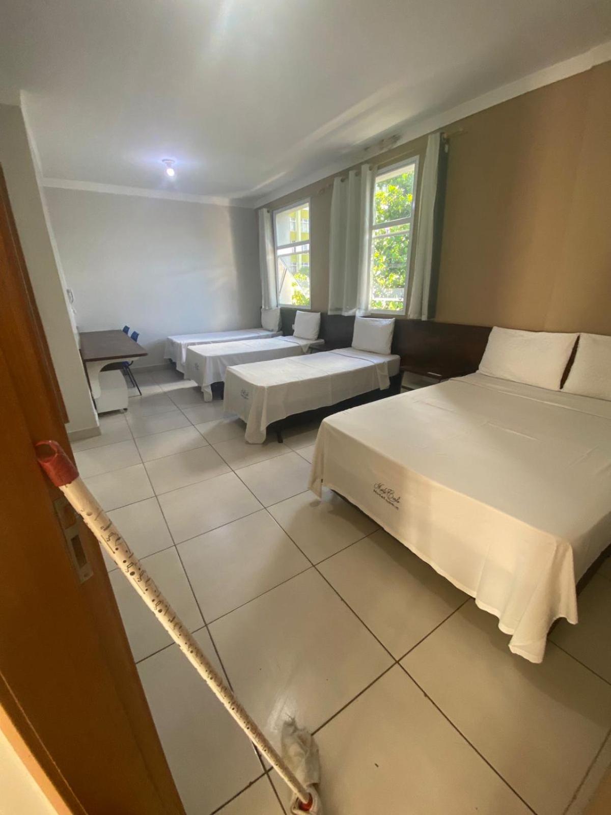 Hotel Monte Carlo Uberlândia Zewnętrze zdjęcie