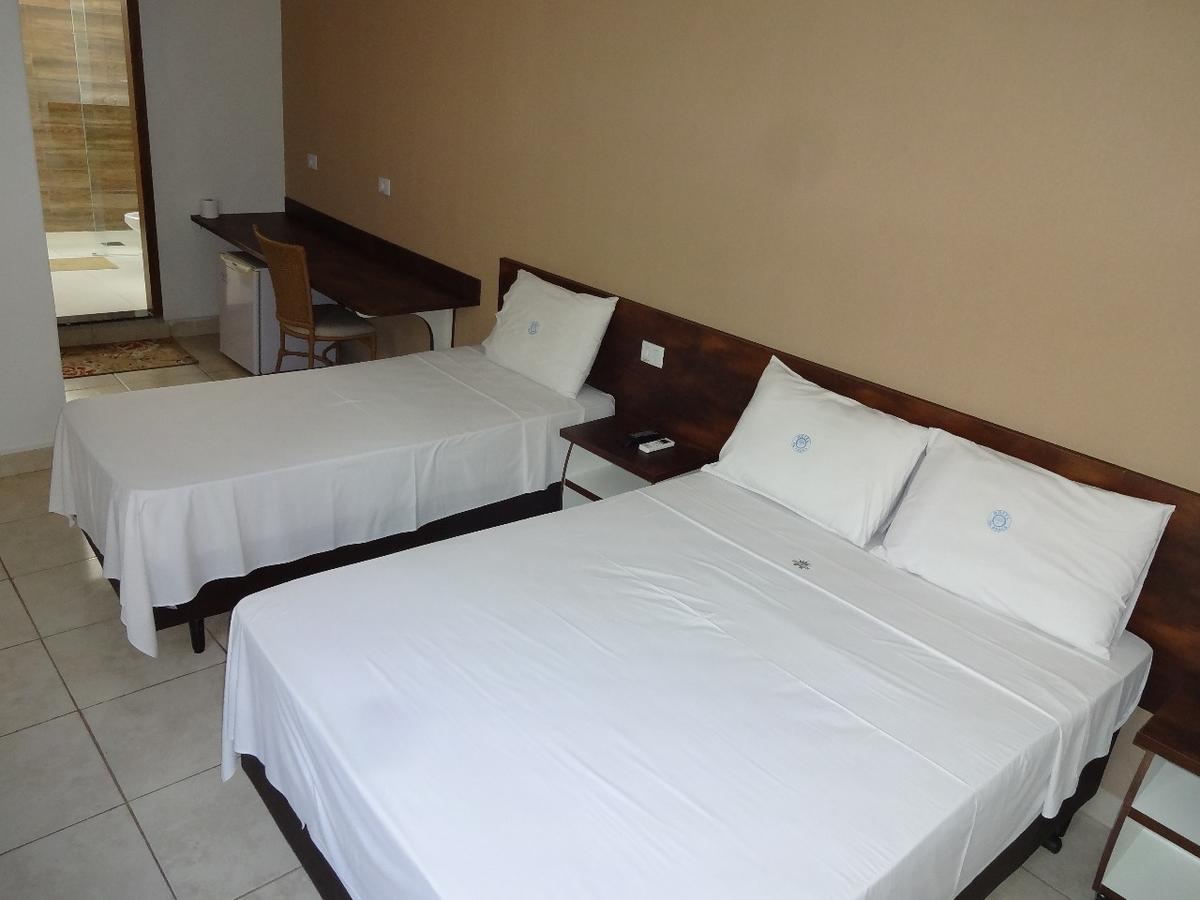 Hotel Monte Carlo Uberlândia Zewnętrze zdjęcie